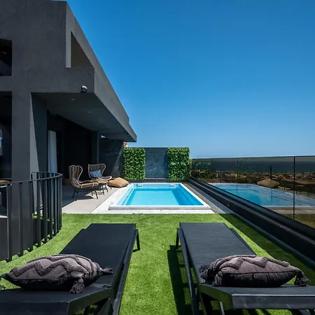 Lia ,4 Bedroom With Private Pool & Sea View Villa