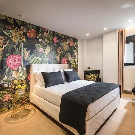 Lia ,4 Bedroom With Private Pool & Sea View